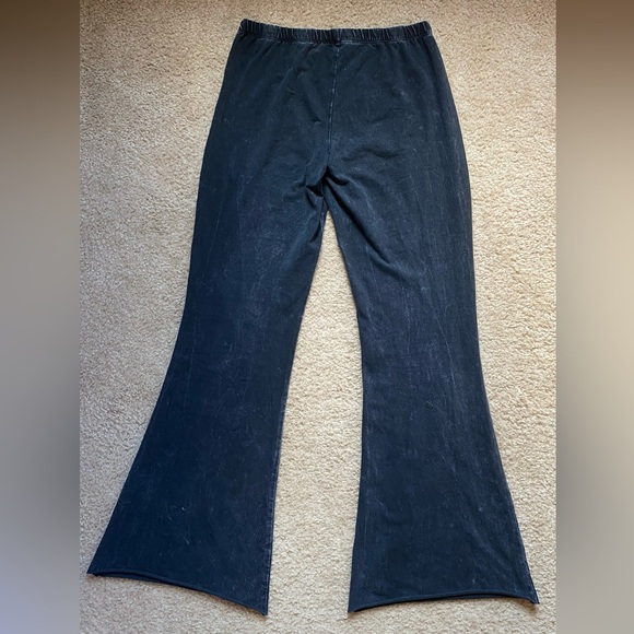ZoozieLA Bell Bottoms Yoga Pants Denim Colored Black - Picture 2 of 6